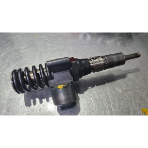 Насос форсунка Passat 2.0 TDI 038130079MX новые и восстановленные