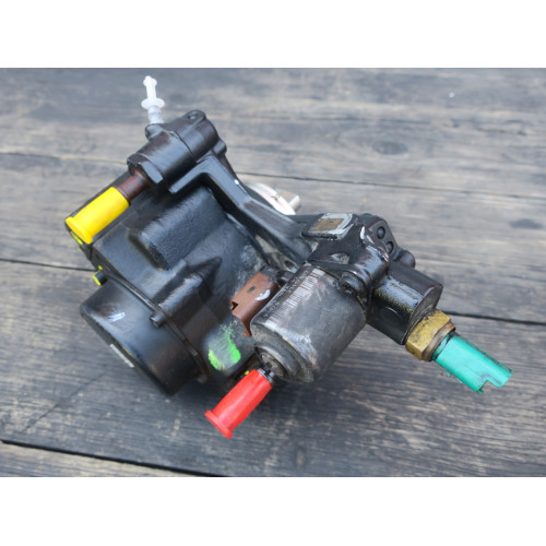 Топливный насос высокого давления Delphi 9424A110A Citroen, Peugeot 2.0