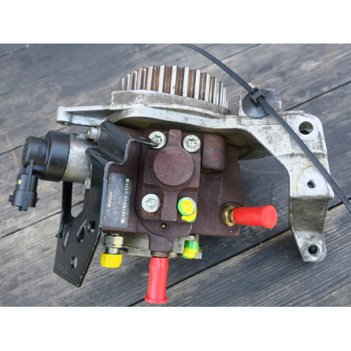 Топливный насос высокого давления 0445010102 Peugeot 207