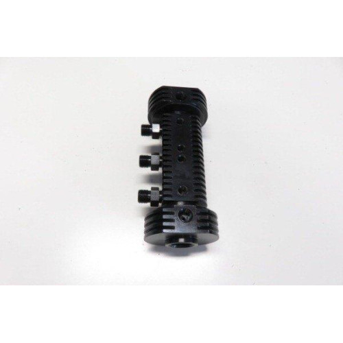 Накопитель давления (Rail) для стендов со штуцерами для трубок под регулятор давления и  клапан